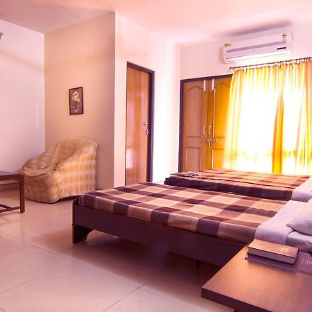 Hotel Rajawas Dibrugarh Zewnętrze zdjęcie